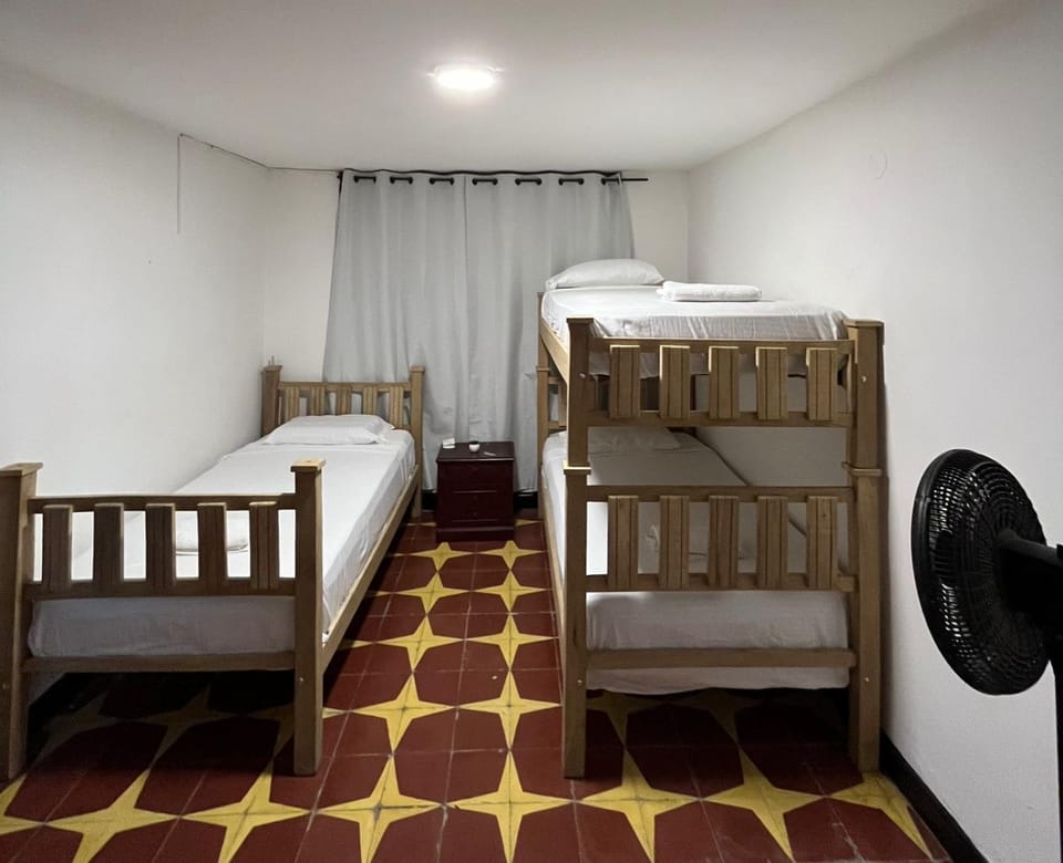 Cuartos en Gaira - Rodadero del Sur Hostel in Gaira