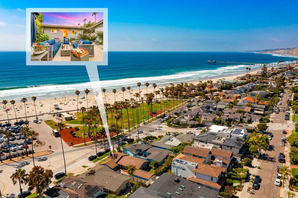 Shores Coastal Dream - Walk to Beach House in La Jolla Shores