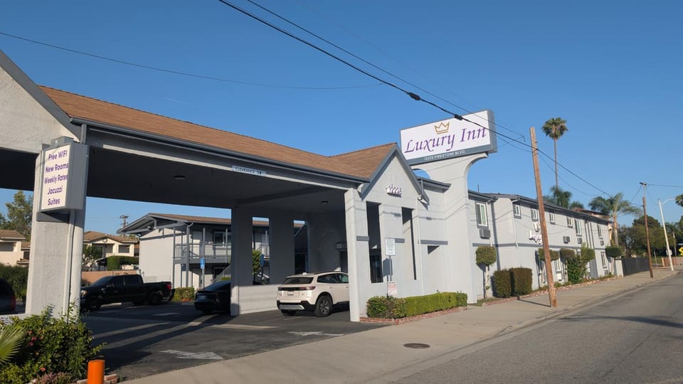 Luxury Inn Los Angeles - Norwalk Motel in Santa Fe Springs