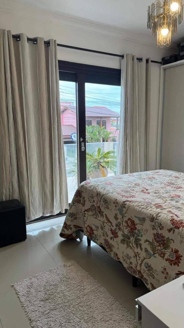 Apartamento de 2 quartos no centro de Garopaba Apartment in Garopaba