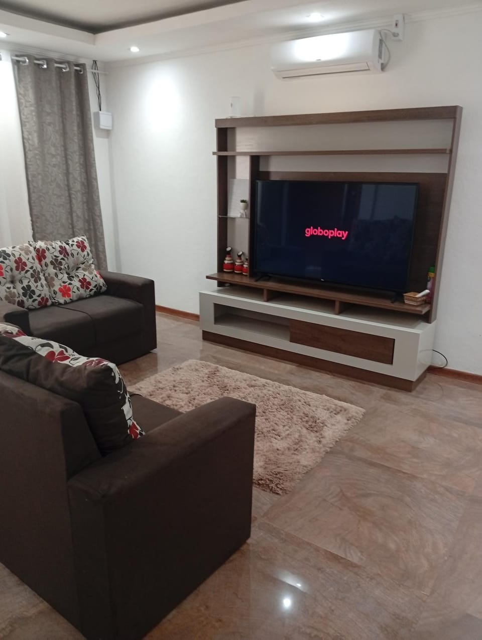 Casa completa em Bagé ideal para familias ate 6 pessoas WiFi e excelente localização House in Uruguay