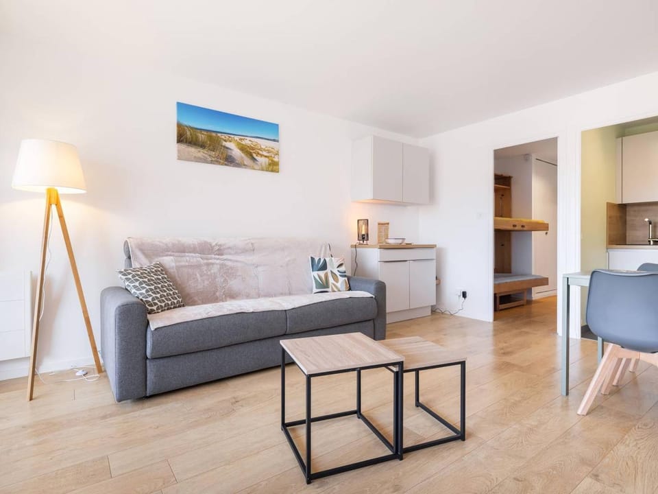 Appartement central avec balcon - 4 pers. - FR-1-821-58 Apartment in Hauts-de-France