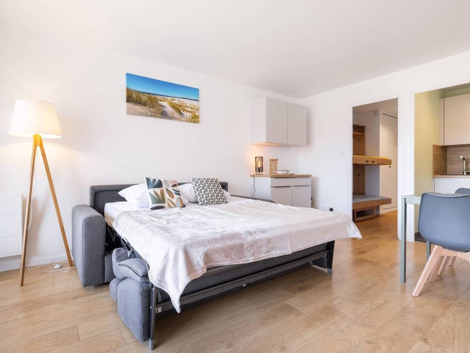 Appartement central avec balcon - 4 pers. - FR-1-821-58 Apartment in Hauts-de-France