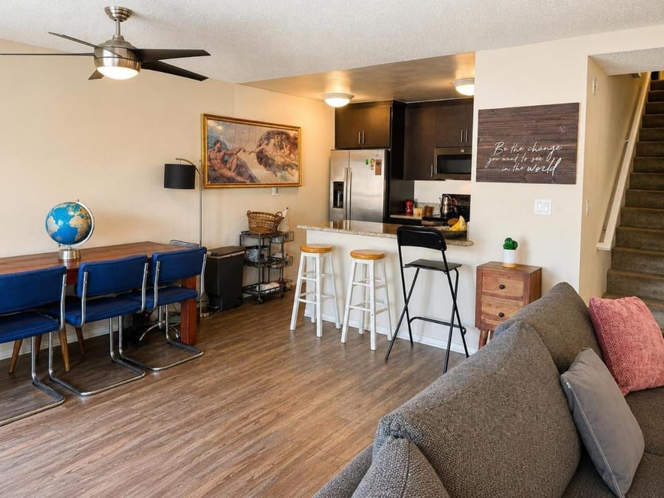 Ocean Townhouse in Marina del Rey Apartment in Marina del Rey