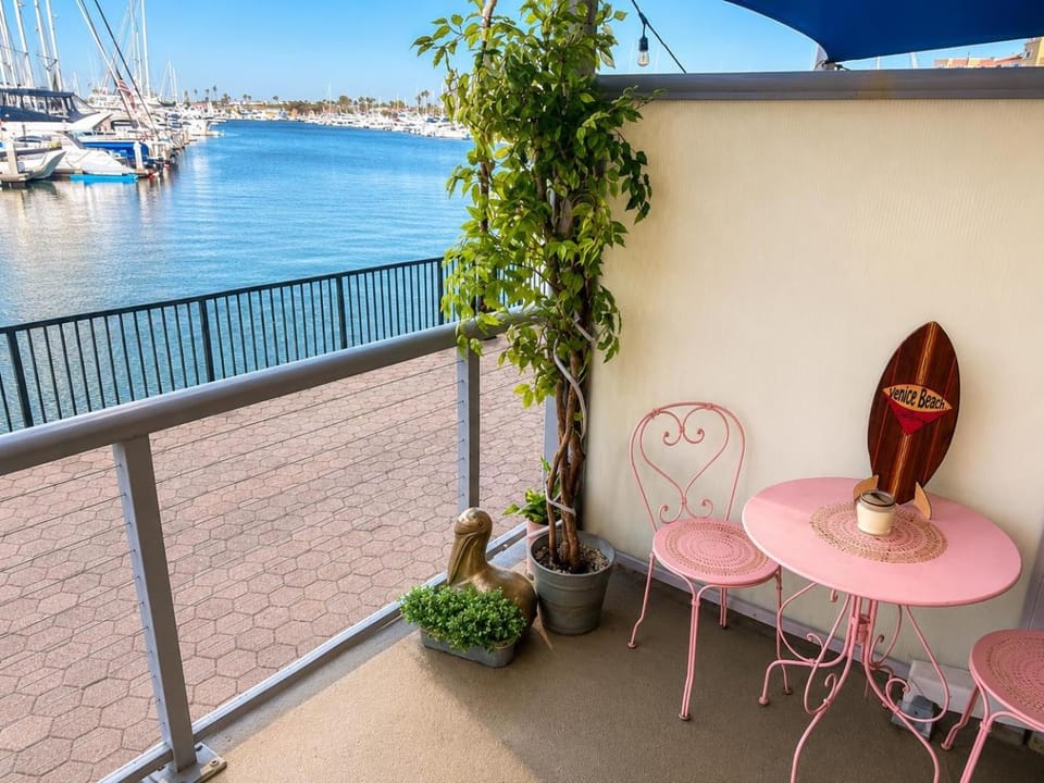 Ocean Townhouse in Marina del Rey Apartment in Marina del Rey