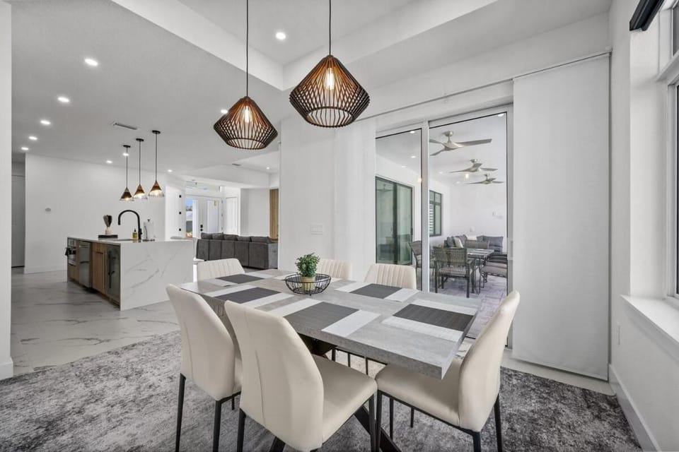 Luxury 3-bedroom Villa with Heated pool and spa House in Rotonda West