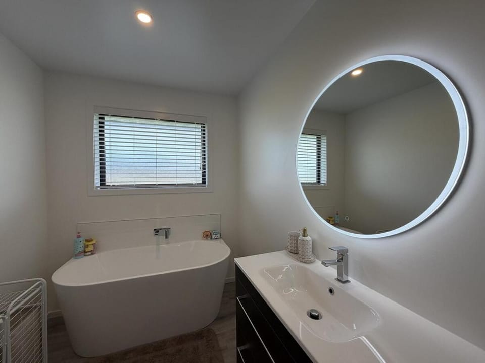 A Diamond in the Delta House in Te Anau
