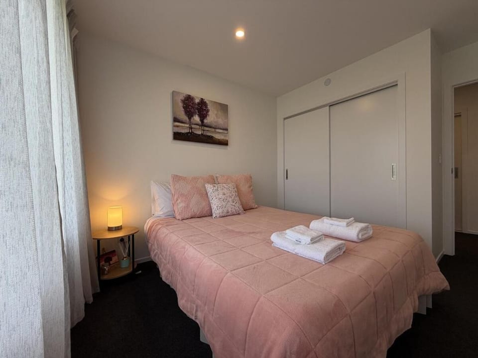 A Diamond in the Delta House in Te Anau