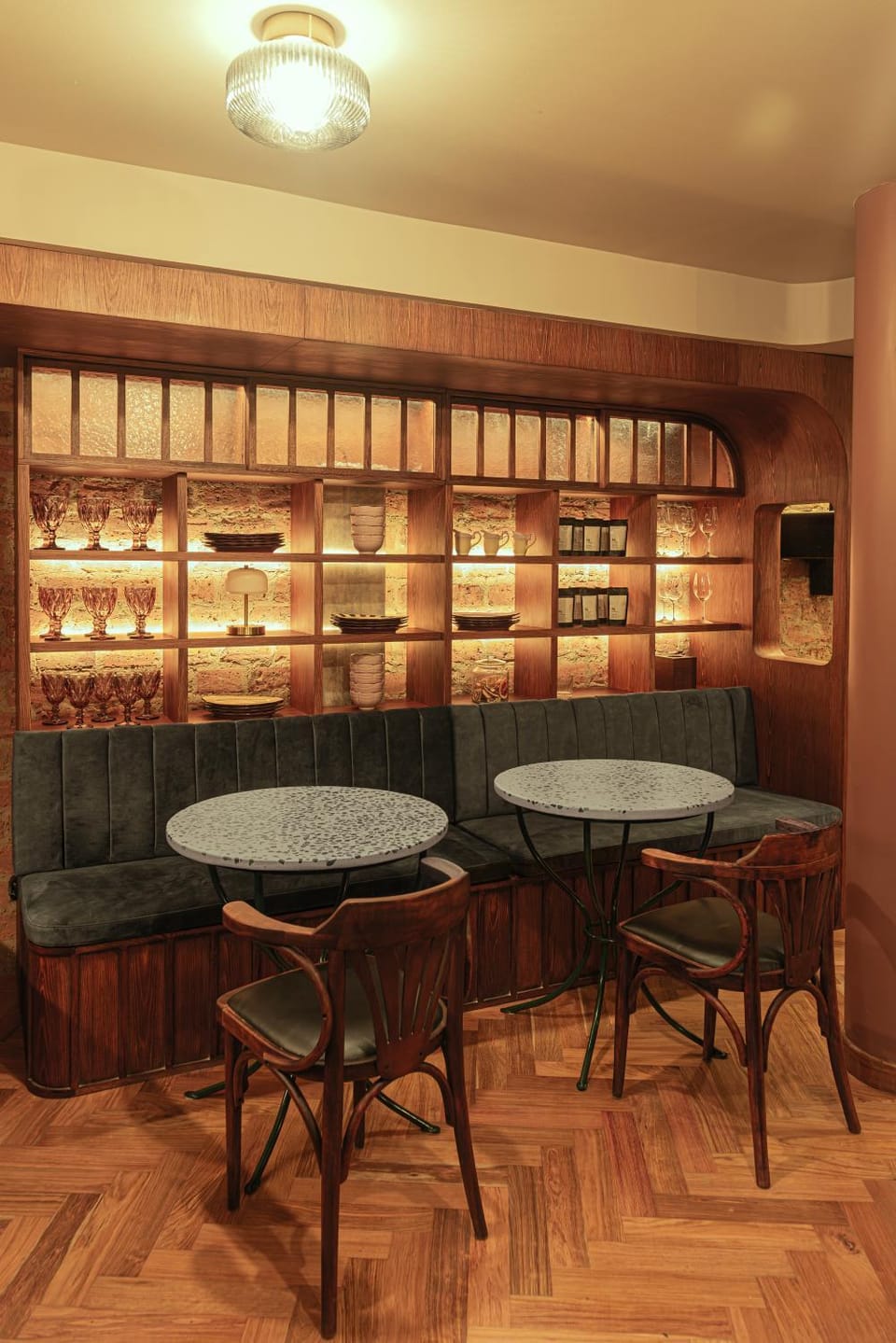 Restaurant/places to eat, Lobby or reception, Lounge or bar
