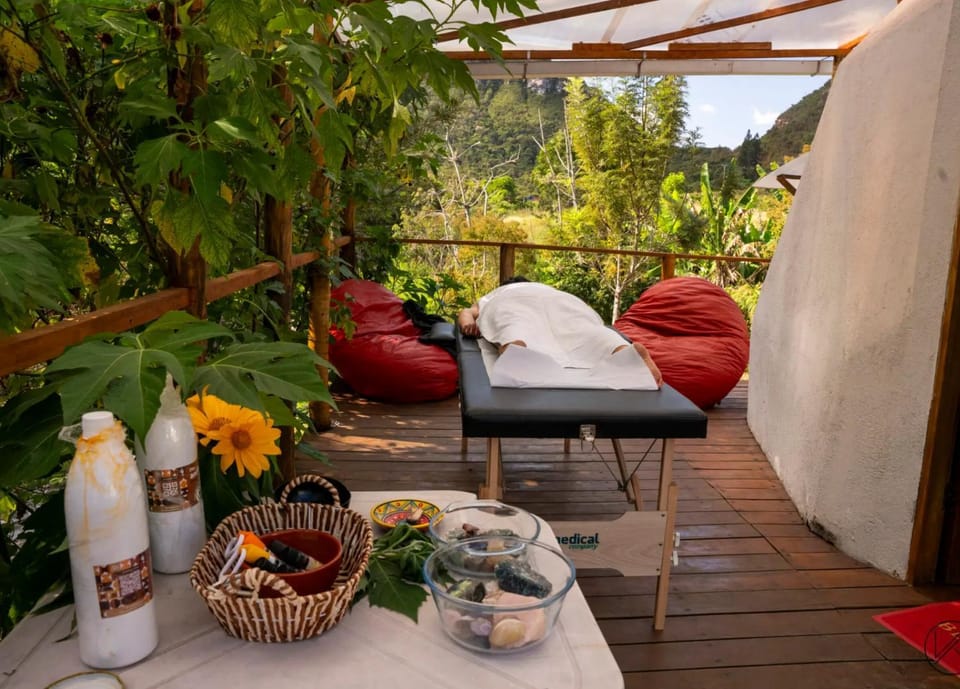 View (from property/room), Balcony/Terrace, Garden view