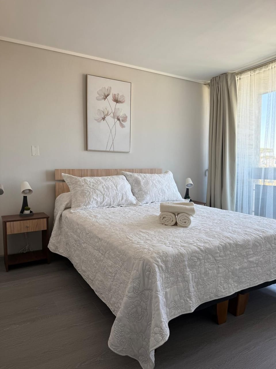 Bedroom, towels