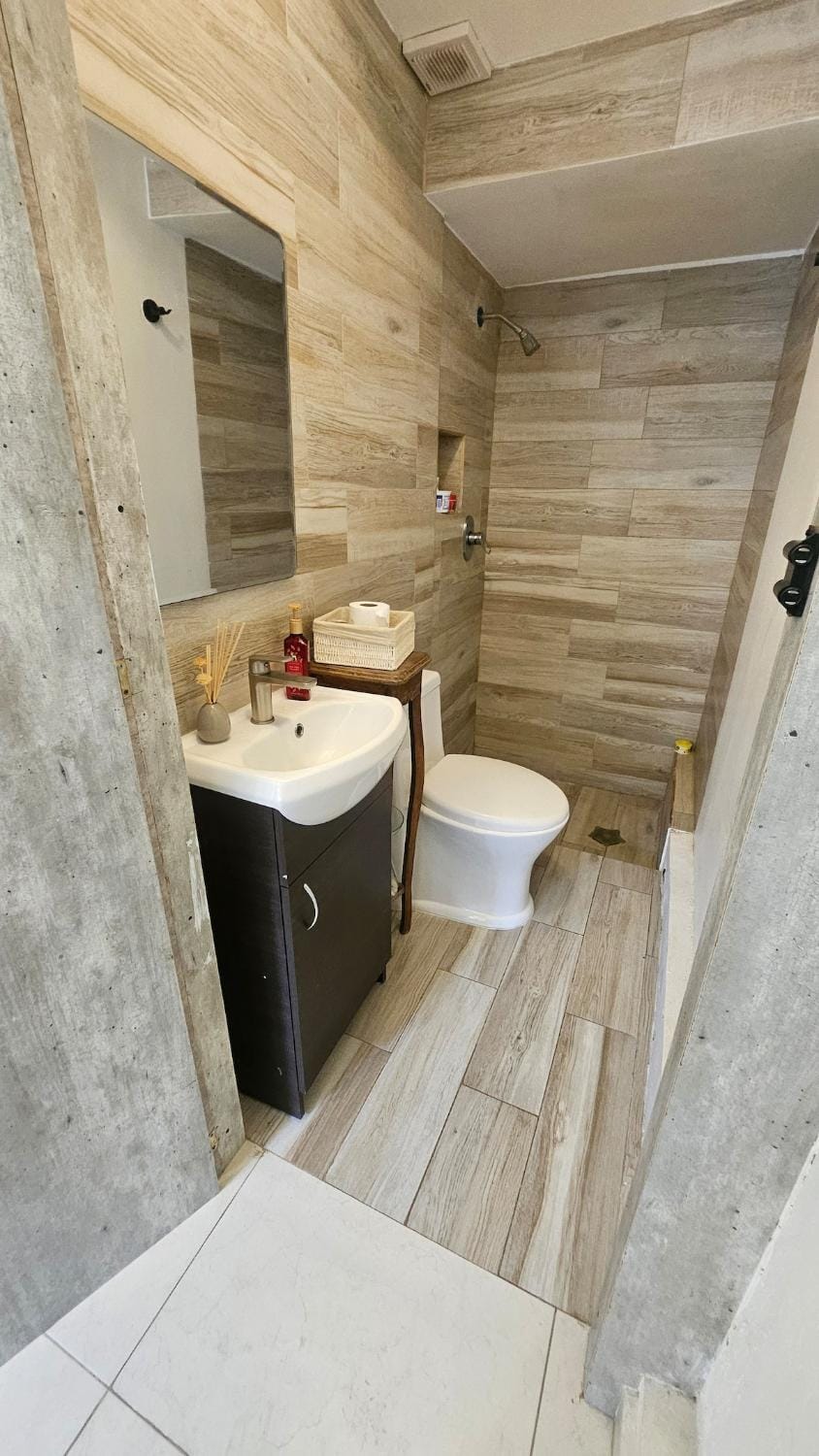 Walk to Estadio Azteca! World Cup Secure Loft 2p Apartment in Mexico City