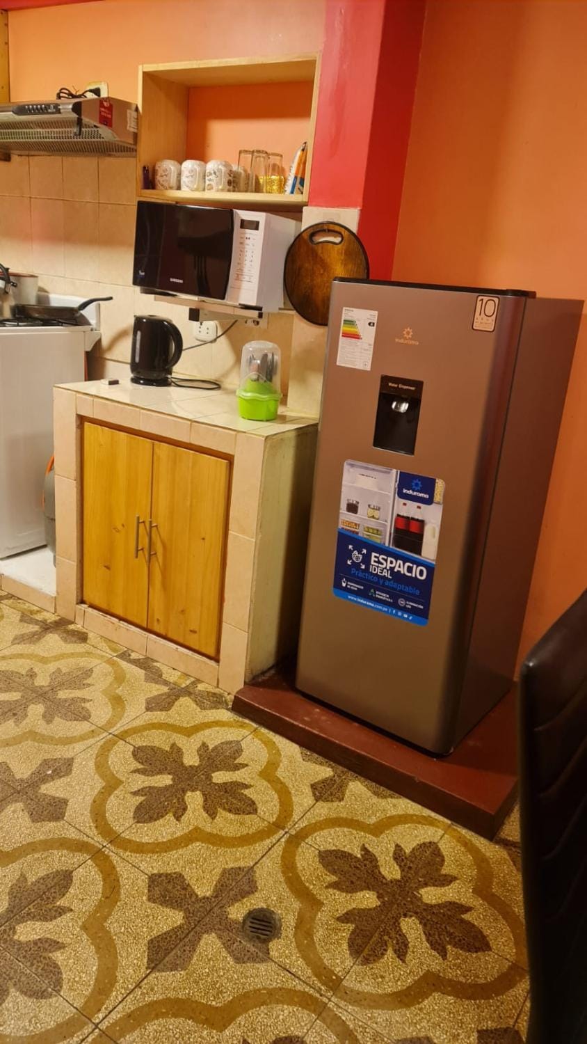 Kitchen or kitchenette, oven