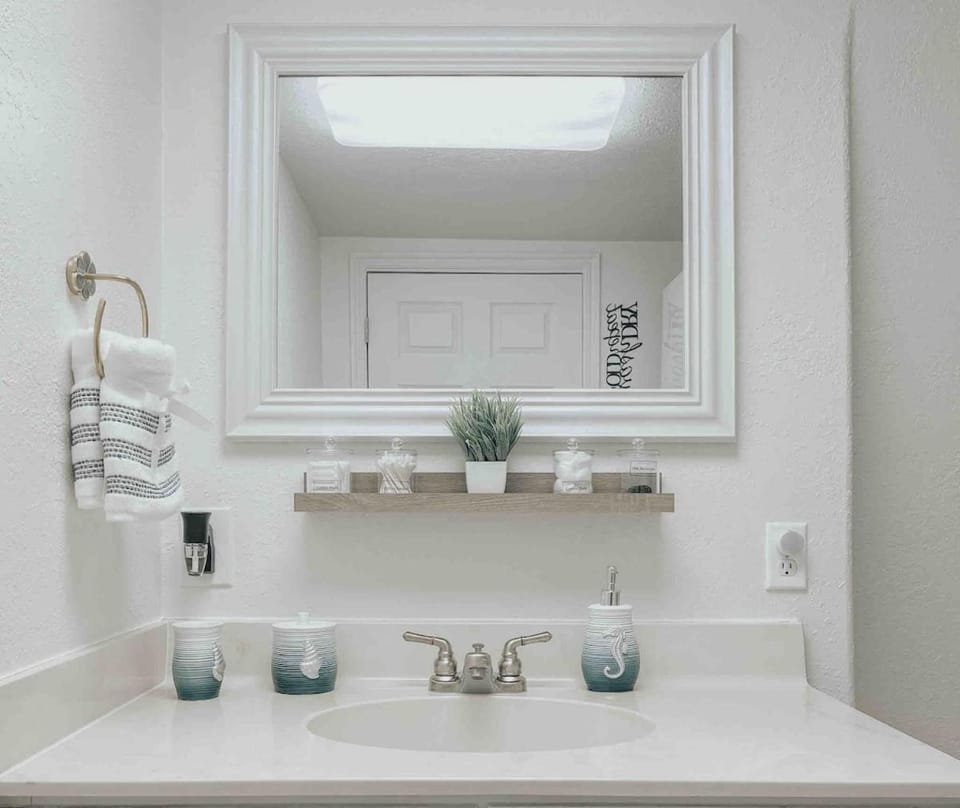 Little Piece of Heaven Cabin Cabin in Tenkiller Ferry Lake