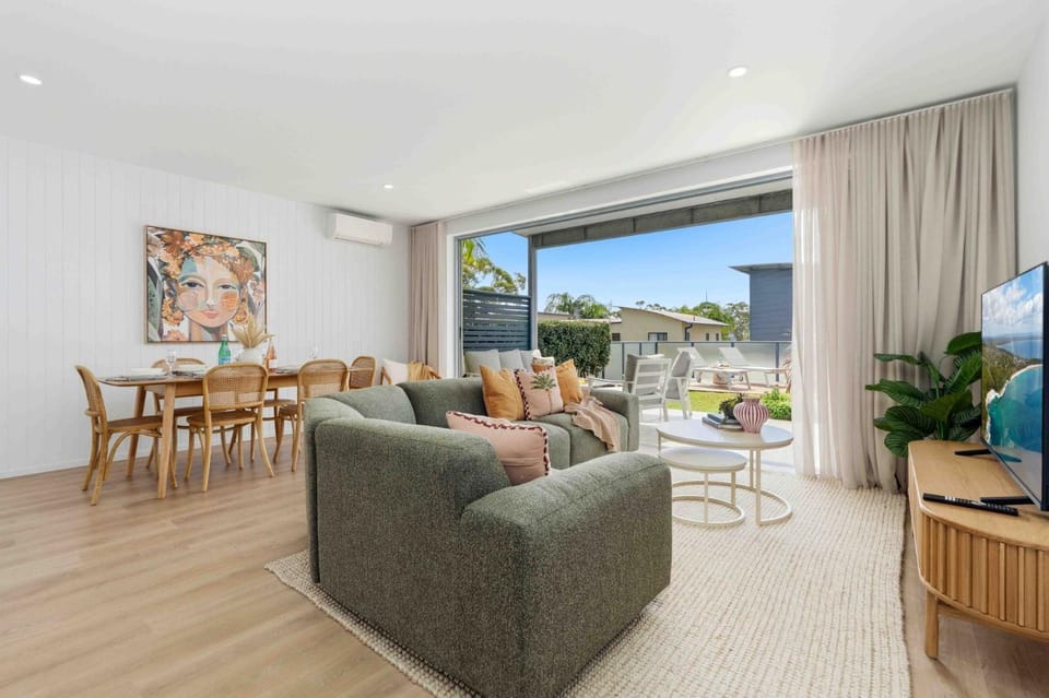 Sirena by Experience Jervis Bay House in Vincentia