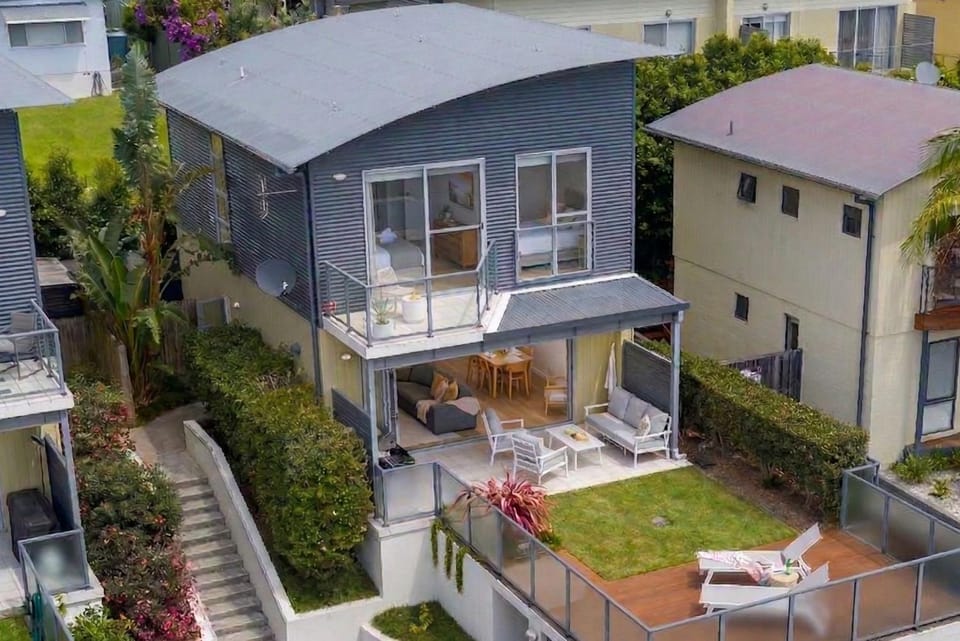 Sirena by Experience Jervis Bay House in Vincentia