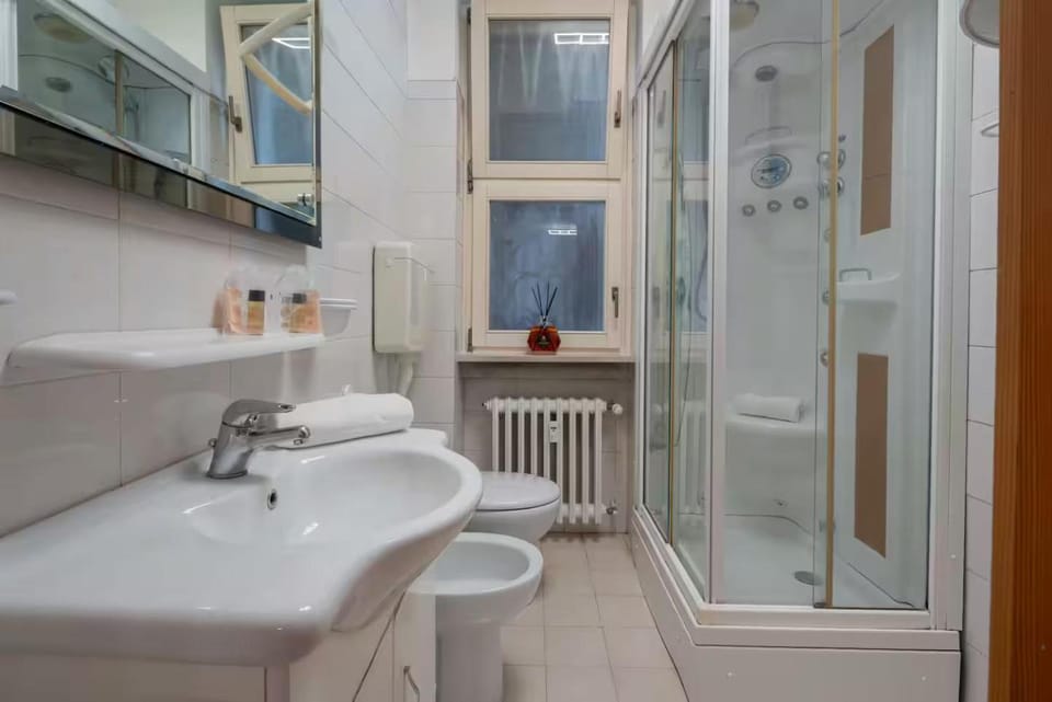 Shower, Bathroom