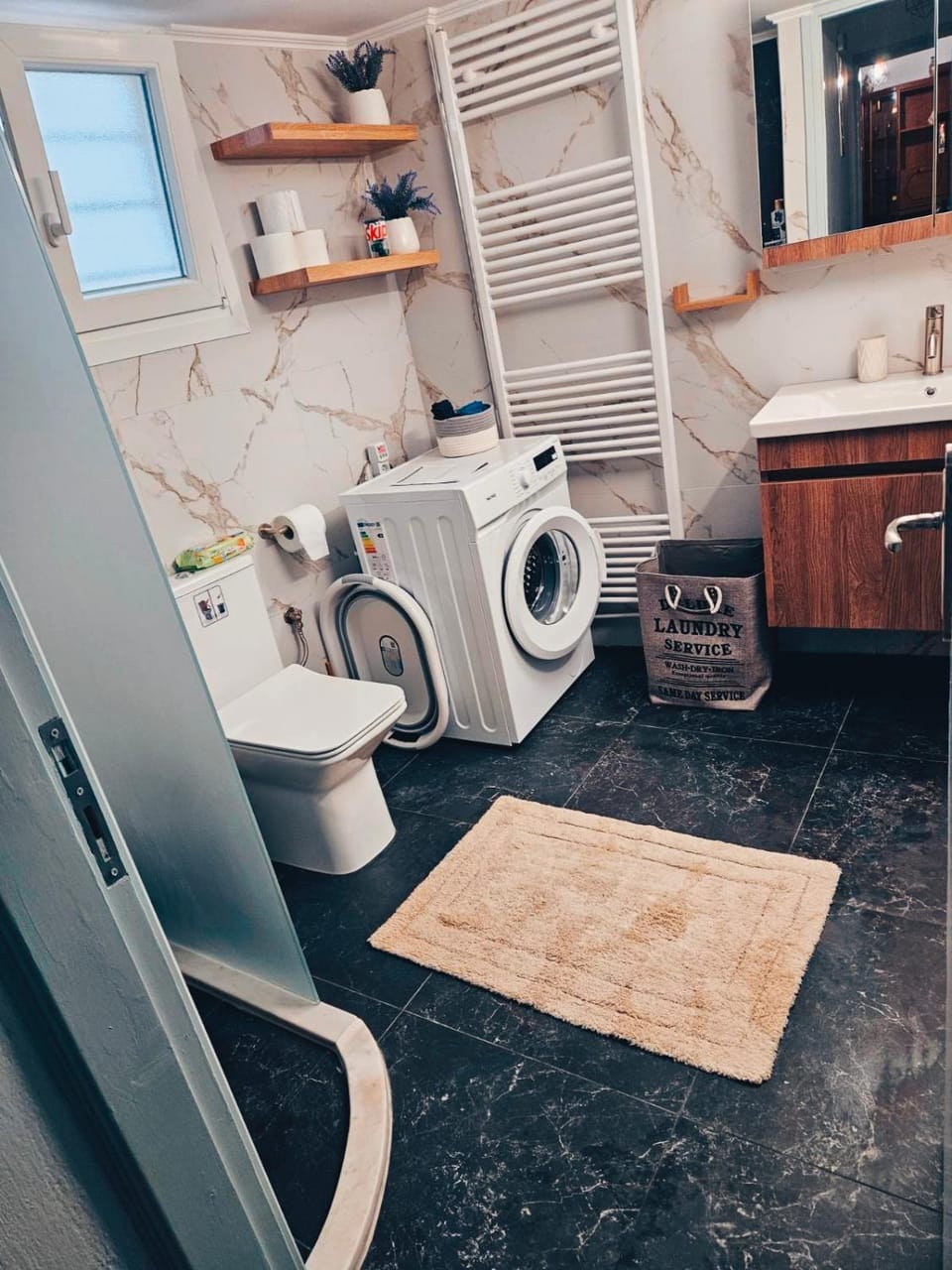 Maria's Sunny Home Apartment in İzmir Province