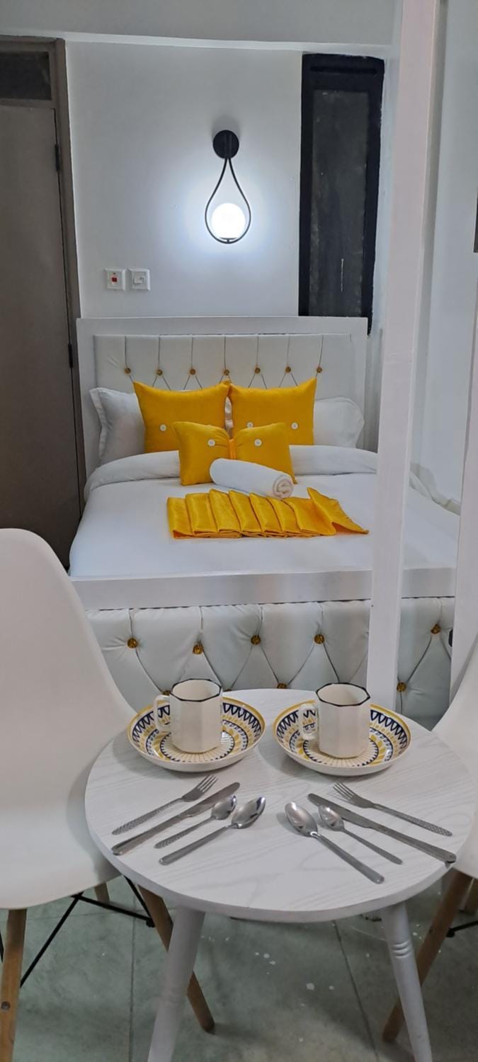 ALPHAROSE SUITES -TSAVO-ROYAL SUBURBS,Roysambu Hostel in Nairobi County