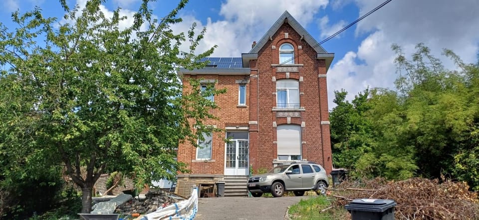 Belle chambre 2 Bed and Breakfast in Wallonia, Belgium