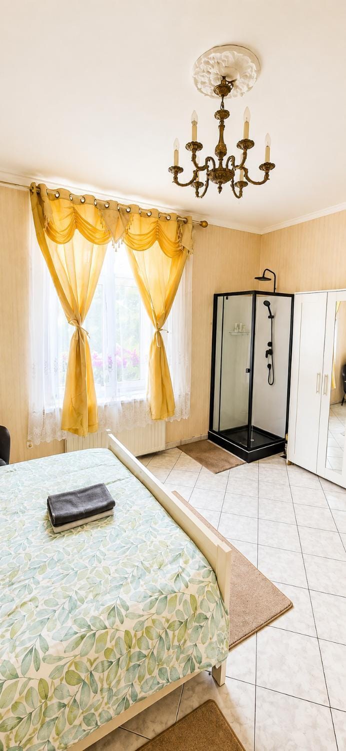 Belle chambre 2 Bed and Breakfast in Belgium