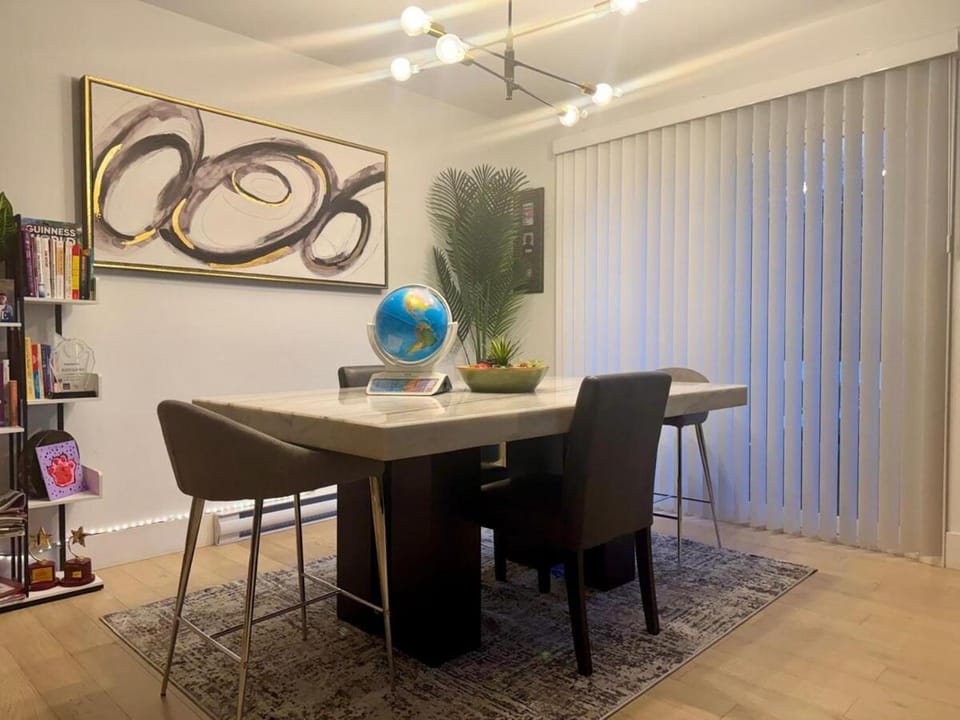 AeroZen Smart 3BR Hub House in Dieppe