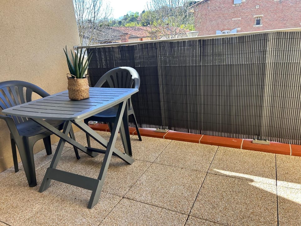 Patio, Day, View (from property/room), Balcony/Terrace, Dining area