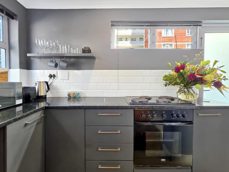 Monreith Private Studio in Sea Point Apartment in Sea Point