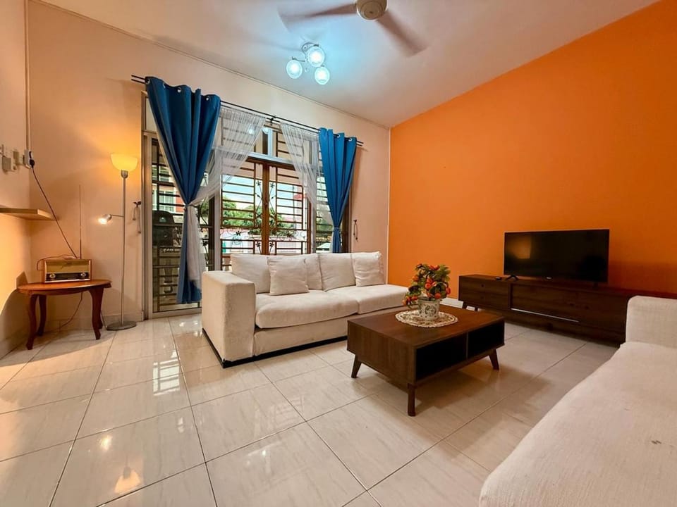 New Spacious 4BR House Near IKEA Mount Austin JB House in Johor Bahru
