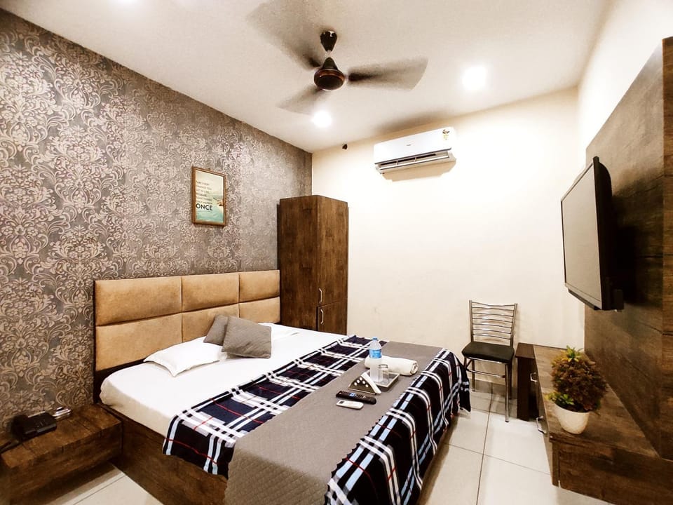 THE HEAVEN HOMESTAYS - A Budget Rooms By Dhesi Group Hotel in Punjab, India