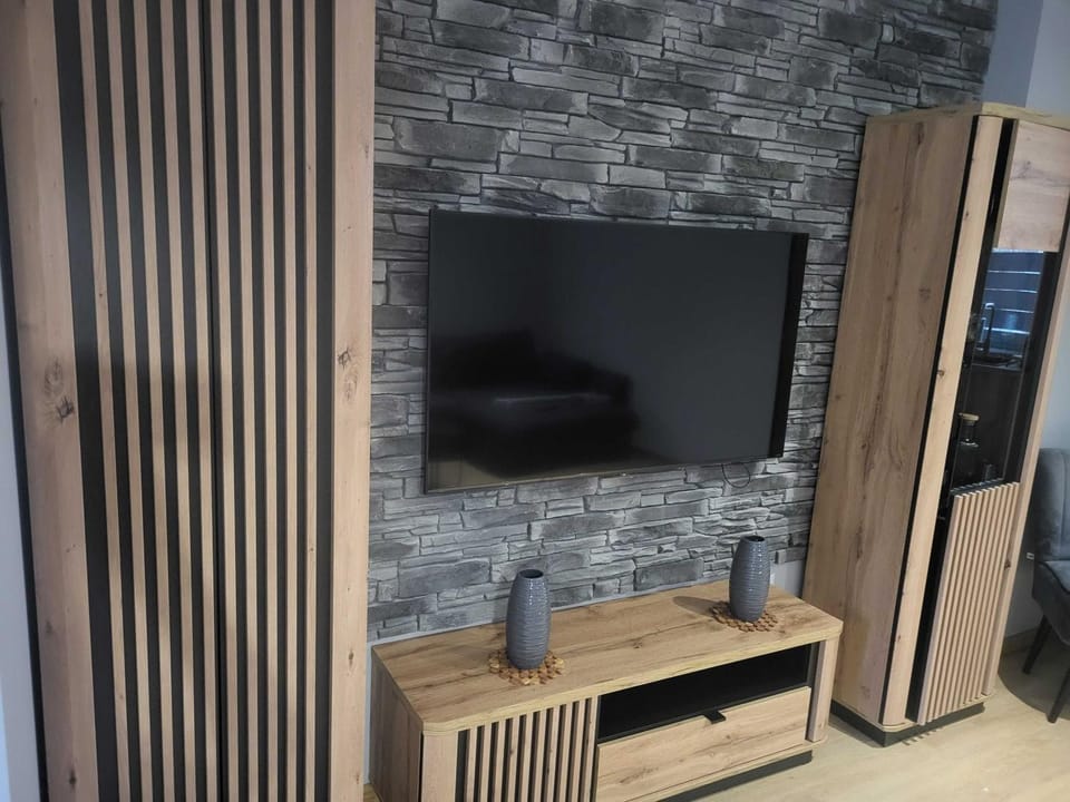 Communal lounge/ TV room, TV and multimedia, Evening entertainment