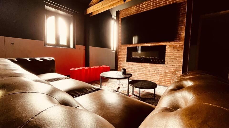 Le magik' loft avec Sauna et Spa Apartment in Saint-Étienne