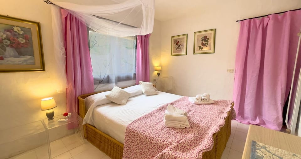 Panoramic sea view - Exclusive Home with garden - by Domorent House in Sardinia