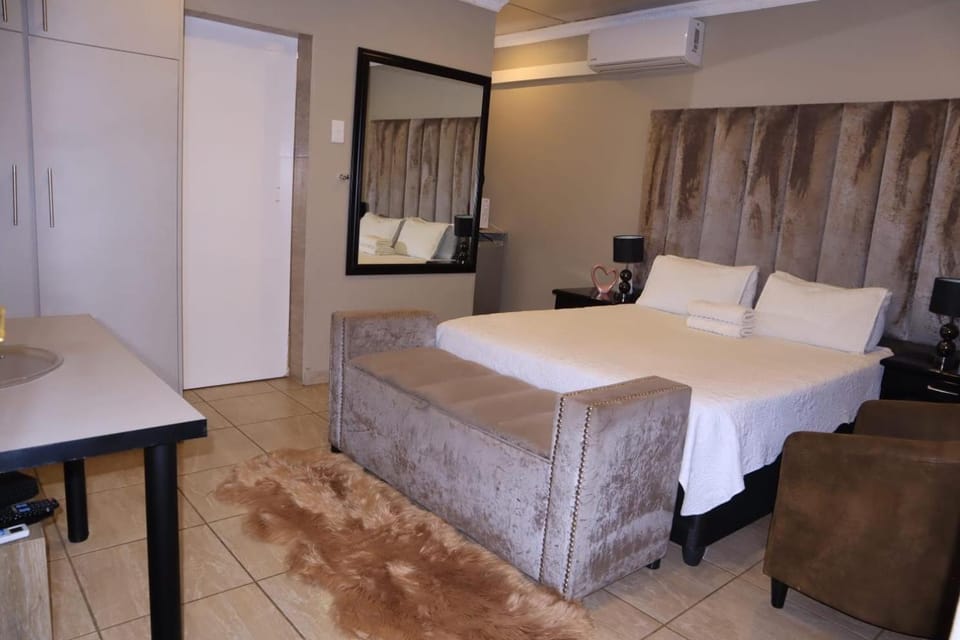 Guesthouse Gabby Bed and Breakfast in North West, South Africa