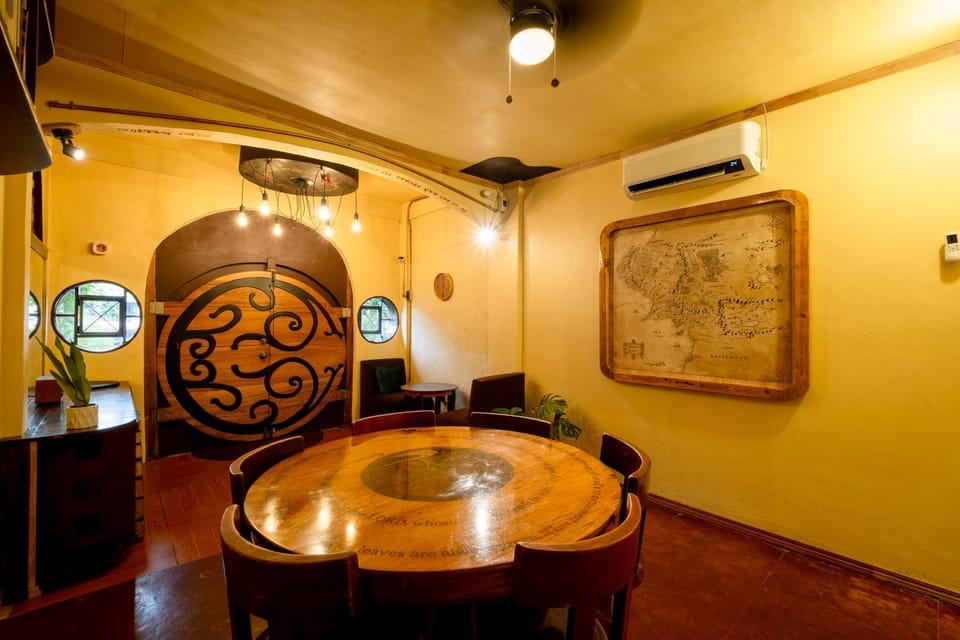 Living room, Dining area