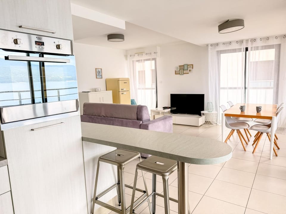 "A Punta Capedda" – T3 Bord de Mer | by Efficios Apartment in Propriano