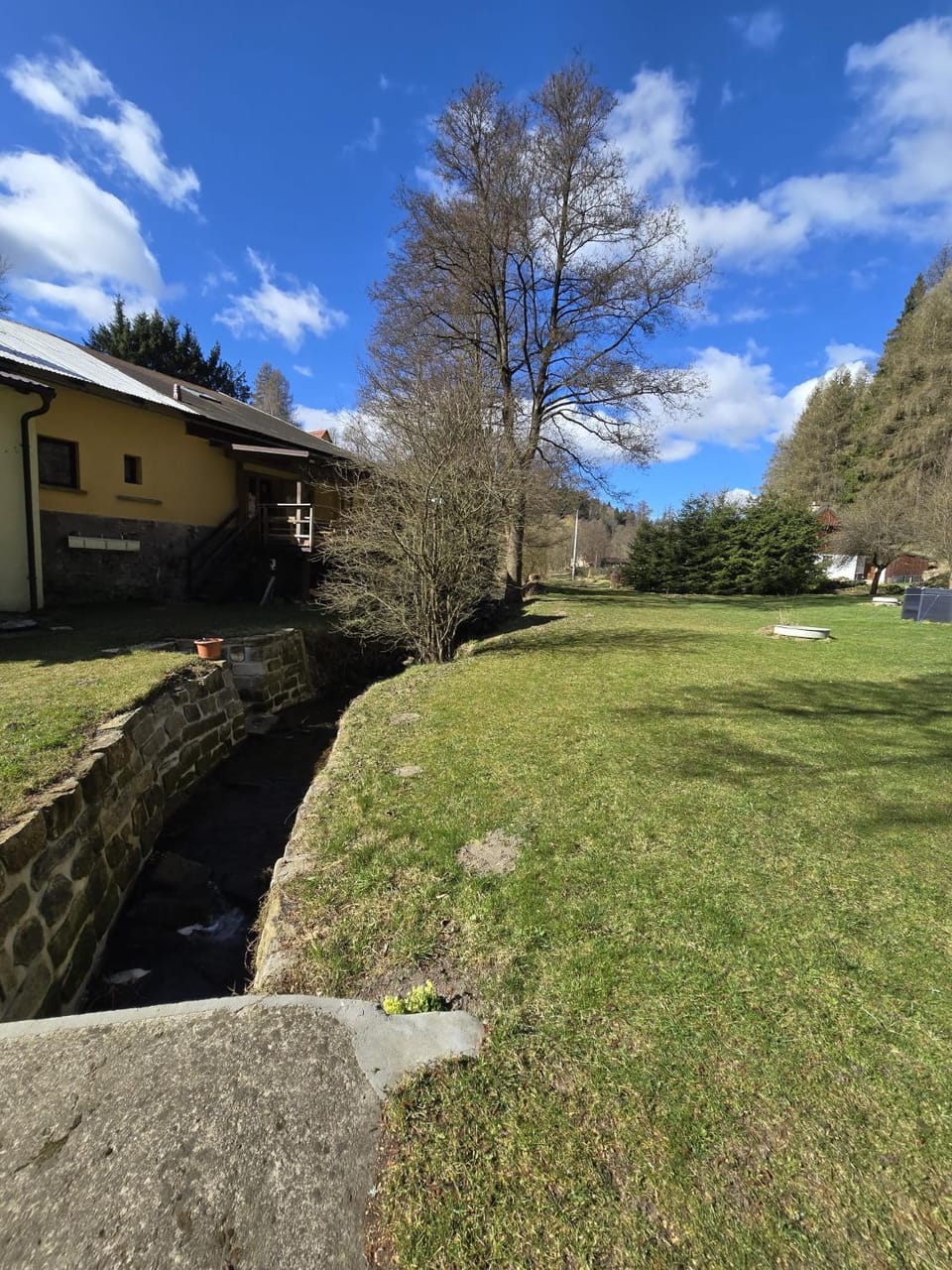 Property building, Garden