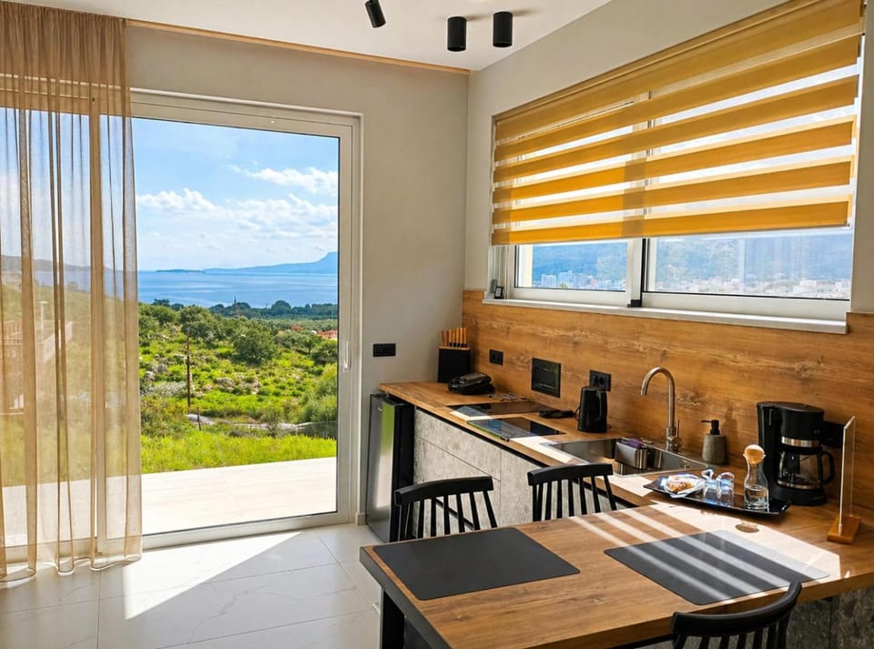 View (from property/room), Kitchen or kitchenette