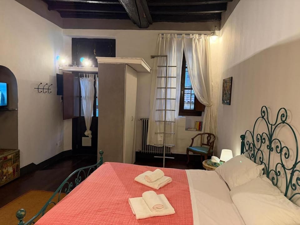 Assisi 2 by E-Roi Rent - Museo Egizio Apartment in Turin