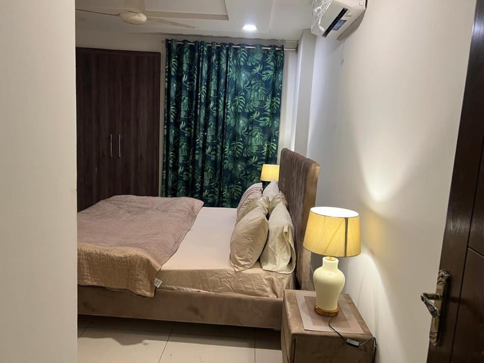 Executive Furnished 2-Bedroom Apartment Atrium Mall Islamabad Apartment in Islamabad