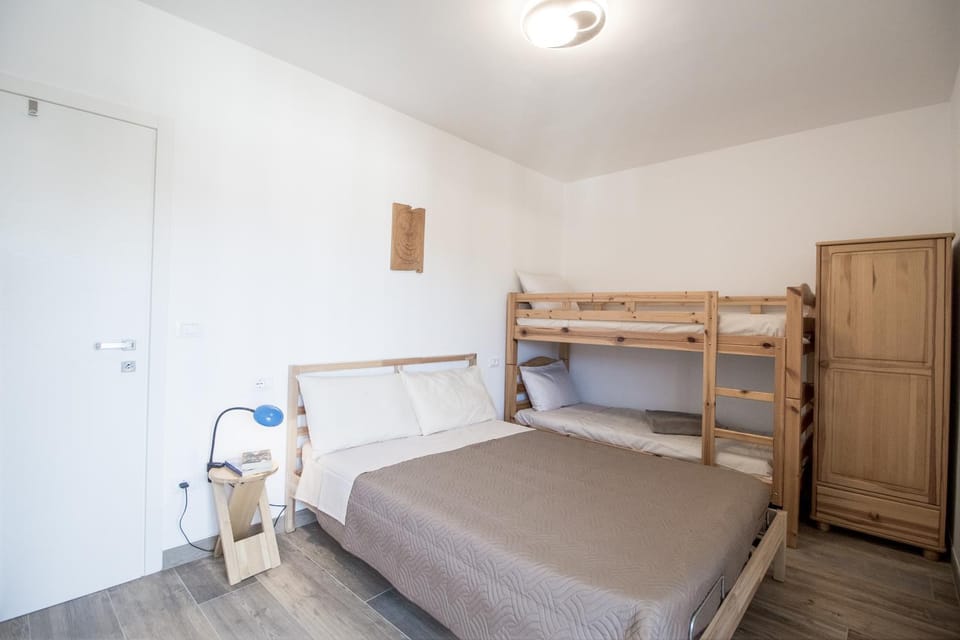 Bed, Photo of the whole room, Bedroom, bunk bed, wardrobe