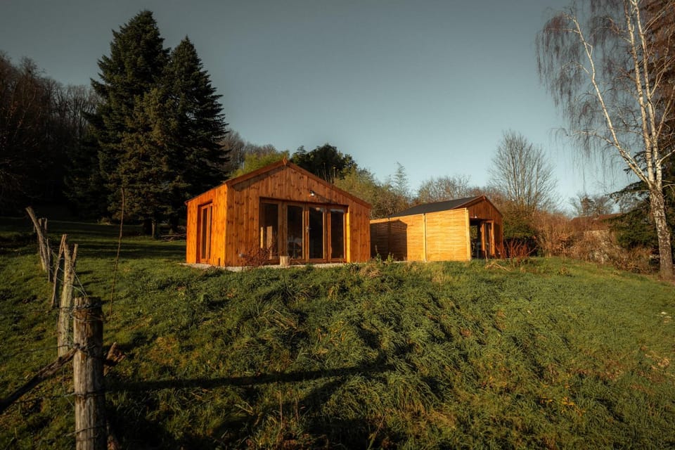 Deux Chalets face à la vallée Chalet in Besançon