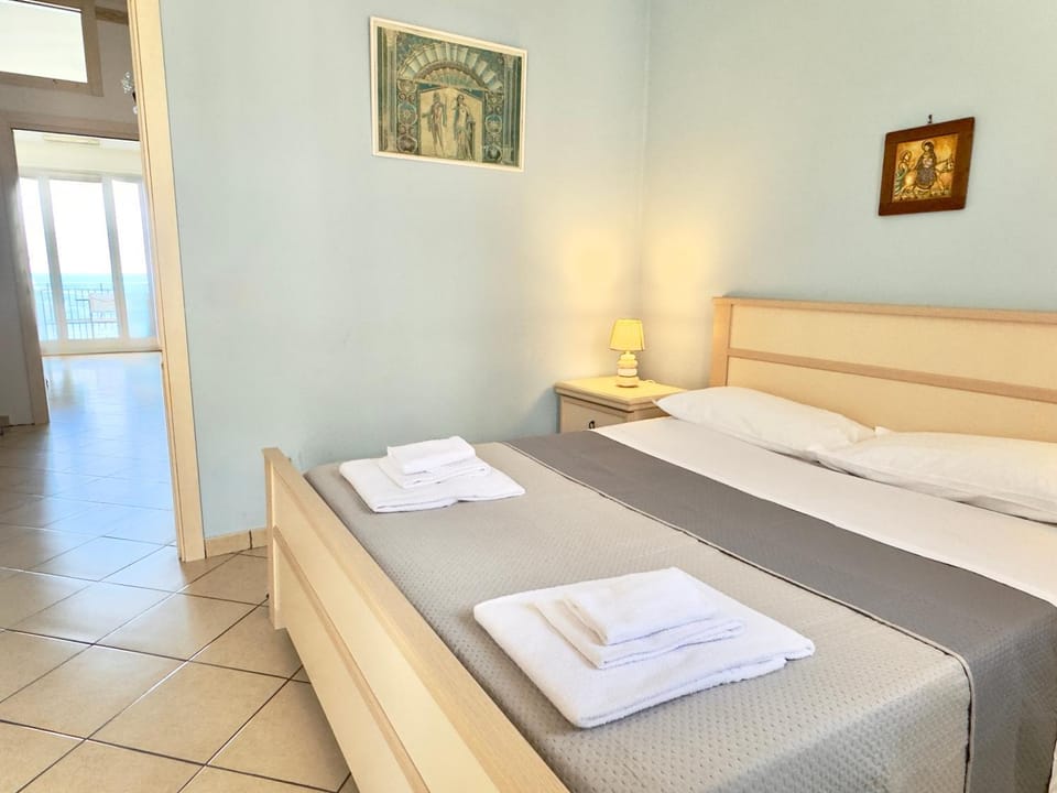 Casa Andrea - Frontemare con Terrazza Apartment in Naxos