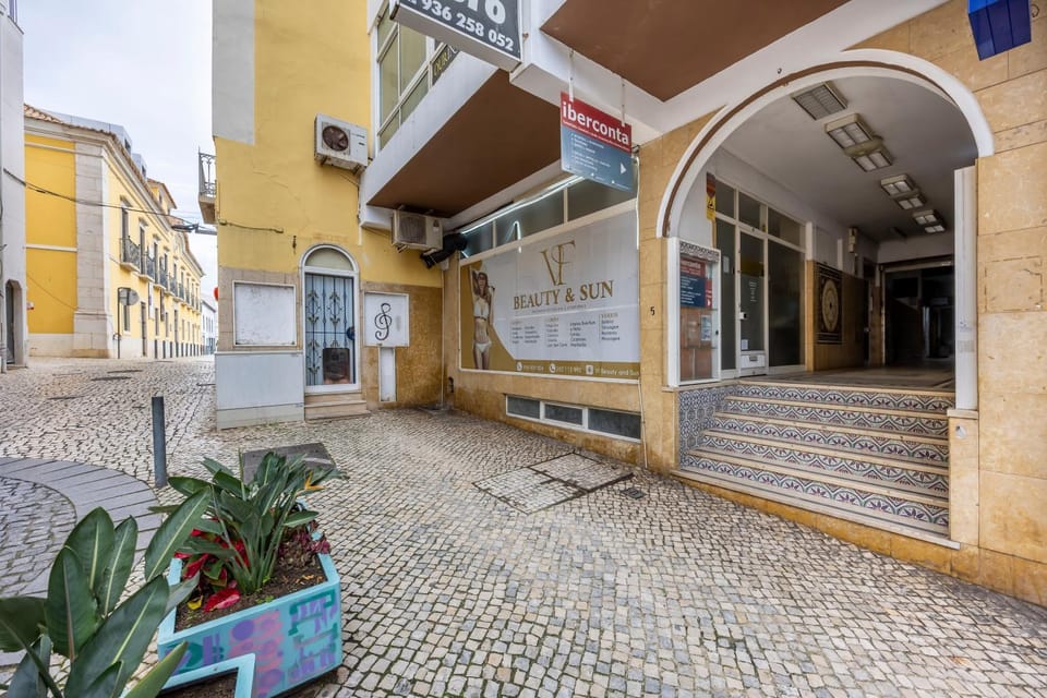Facade/entrance, Street view