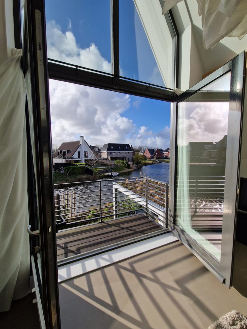 Waterfront Apartment in Alkmaar