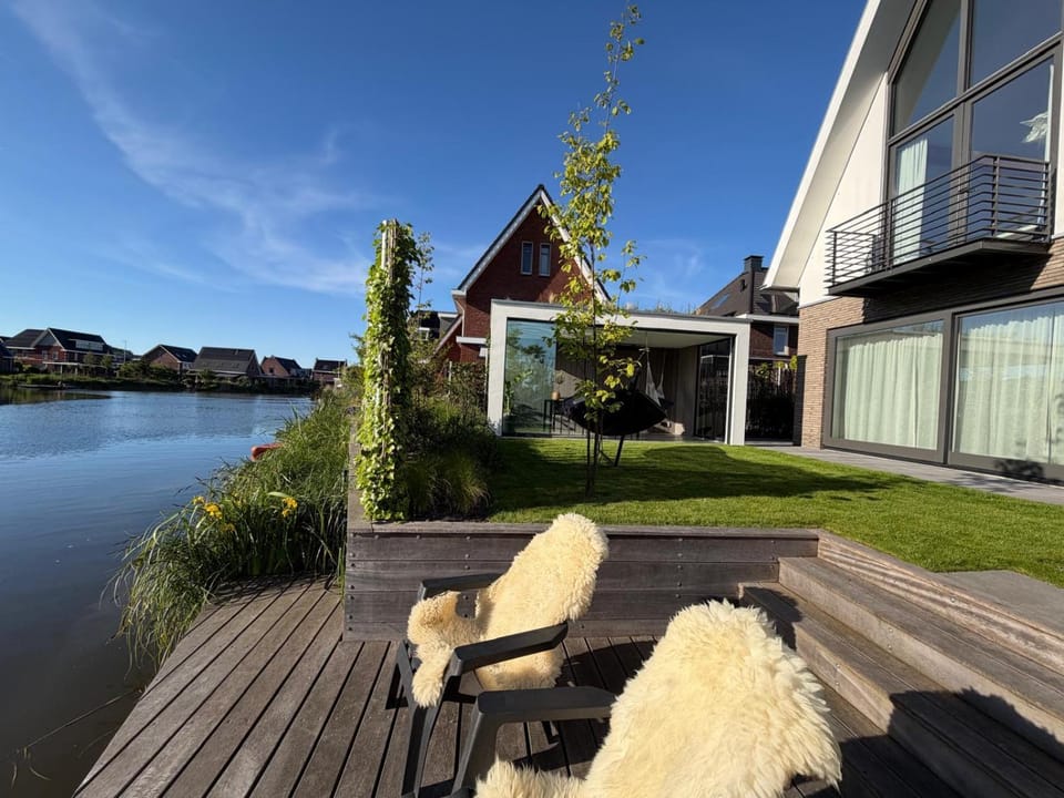 Waterfront Apartment in Alkmaar