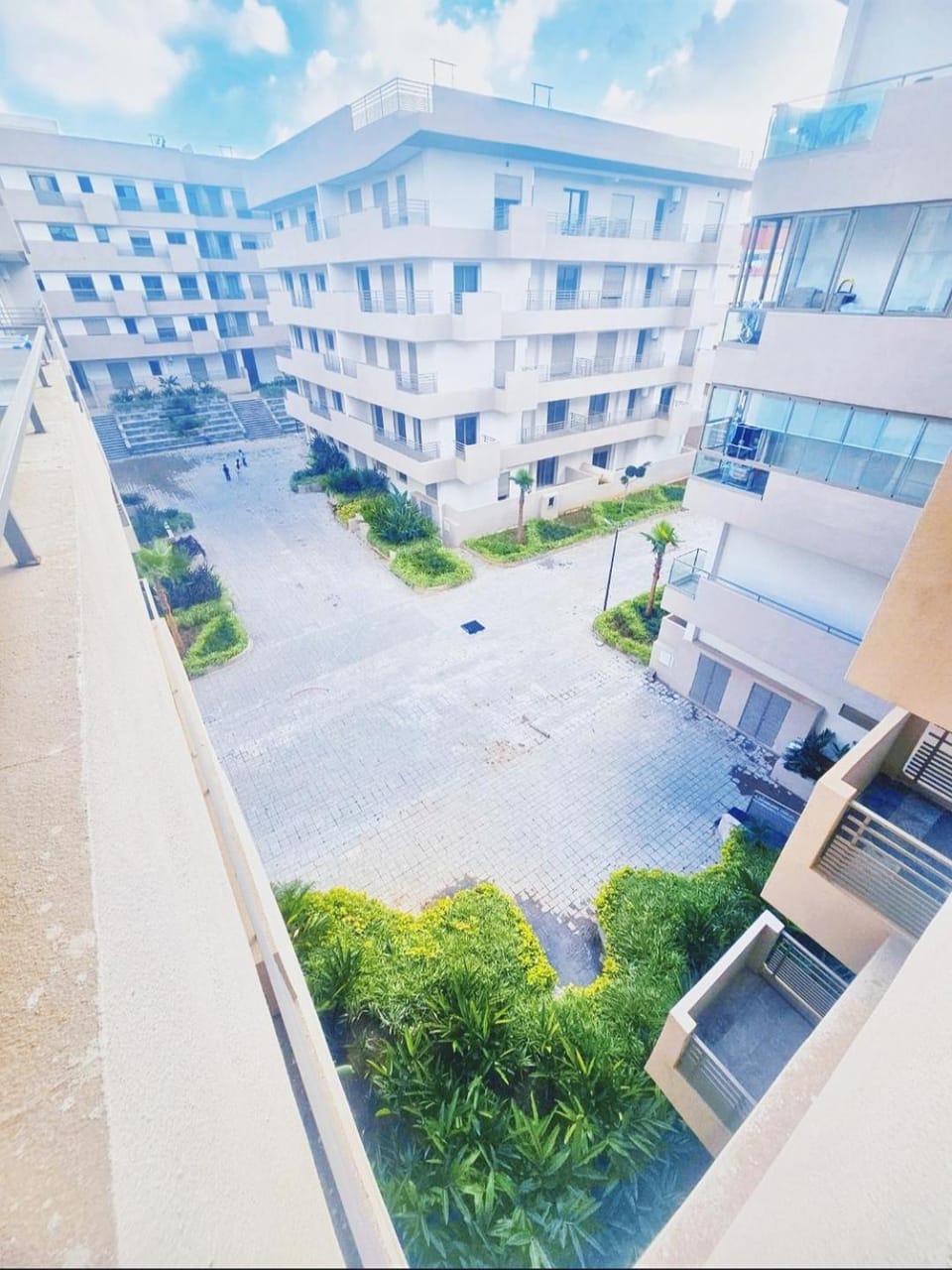 Premium Stay Secure Residence Amenities close Nearshore & airport Apartment in Casablanca