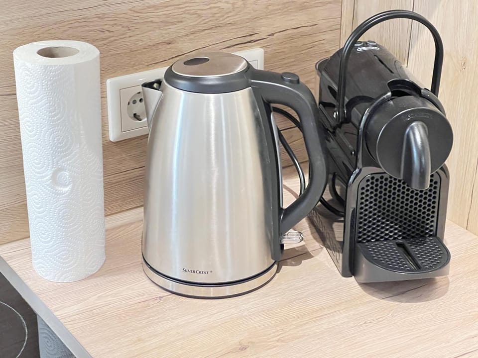 Coffee/tea facilities, Kitchen or kitchenette