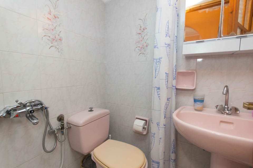 Cycladic Grandma's Apartments House in Paros