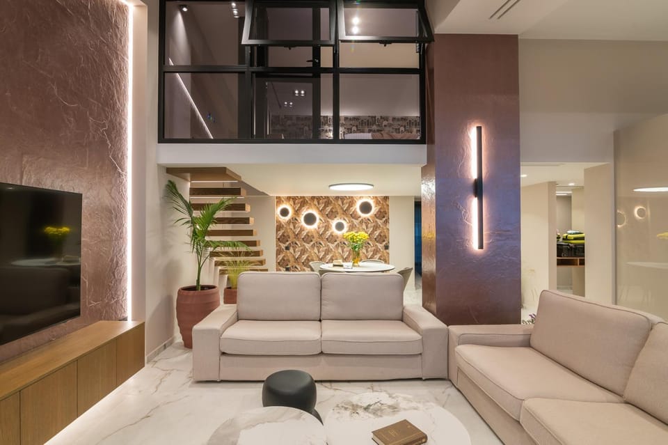 TV and multimedia, Seating area
